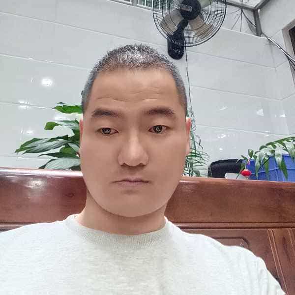 37岁岁福建单身帅哥 - 丽江吉缘网