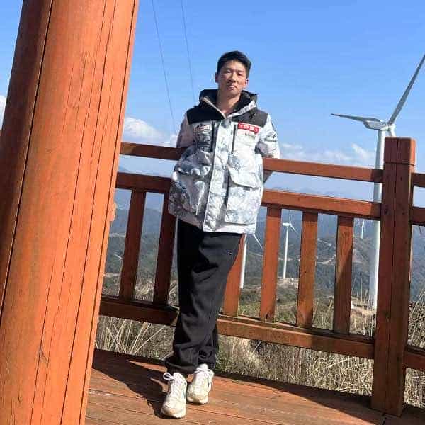 27岁岁福建单身帅哥 - 丽江吉缘网