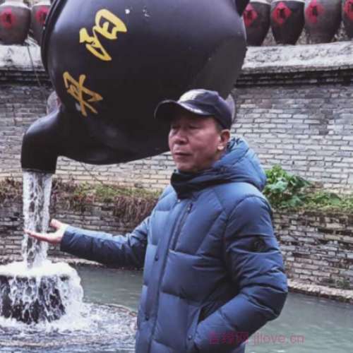 51岁岁福建单身帅哥 - 丽江吉缘网