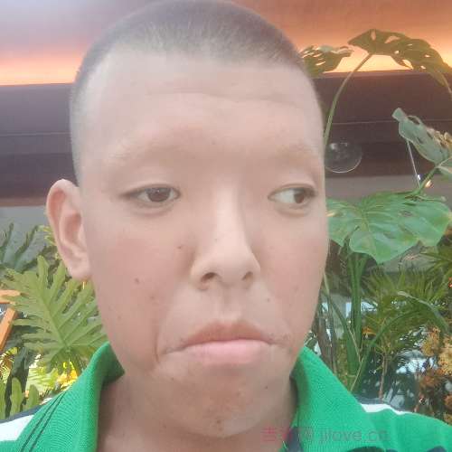 18岁岁福建单身帅哥 - 丽江吉缘网